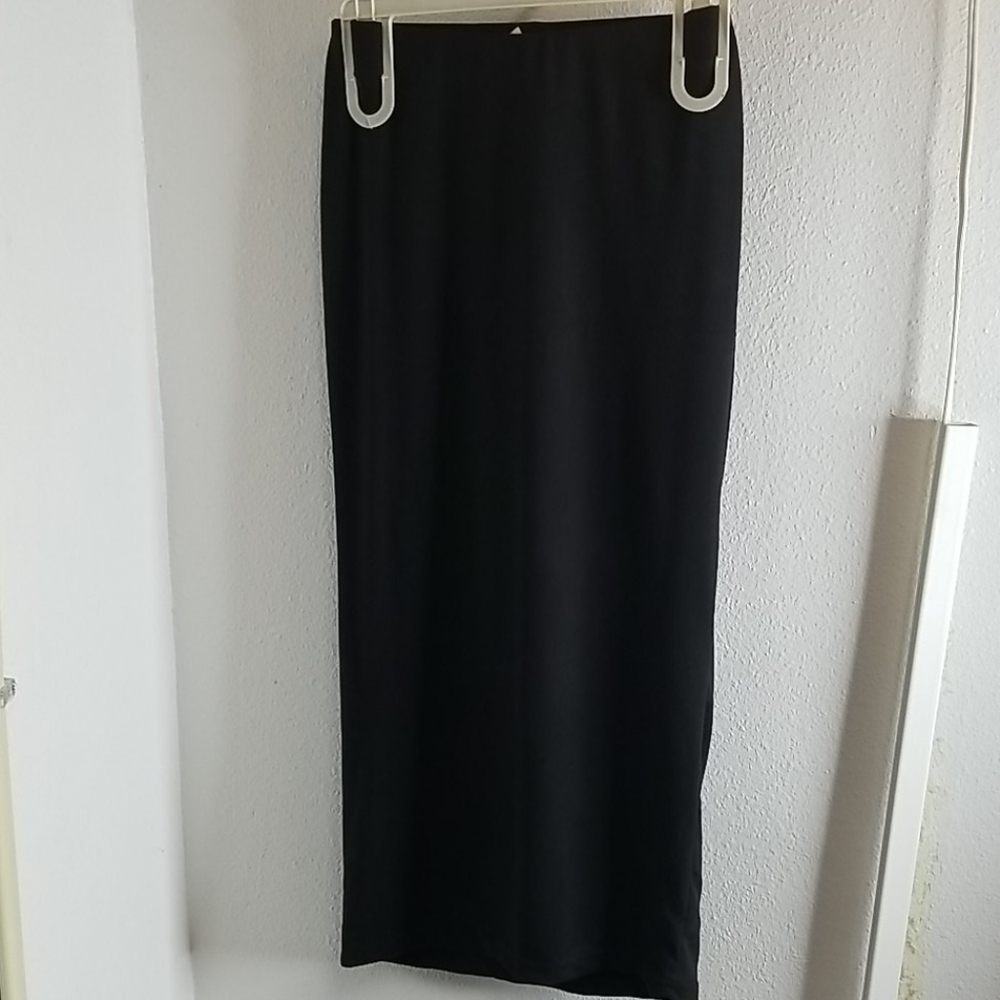Black Midi-length skirt - Picture 1 of 8